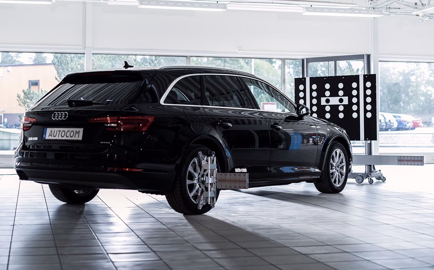 1730198726 adas cars calibration rig